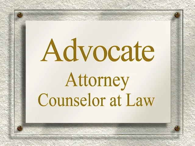 lawyer-attorney-law-judge-640x480-86959058.jpeg