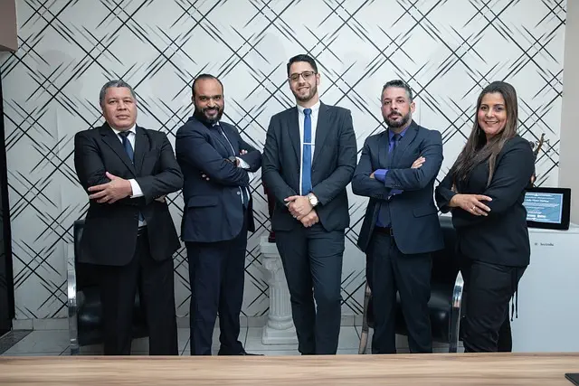 lawyer-attorney-law-judge-640x480-40987632.jpeg