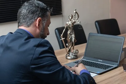 Westminster CO Auto Insurance Claims Lawyer: Maximize Compensation, Save Time & Money